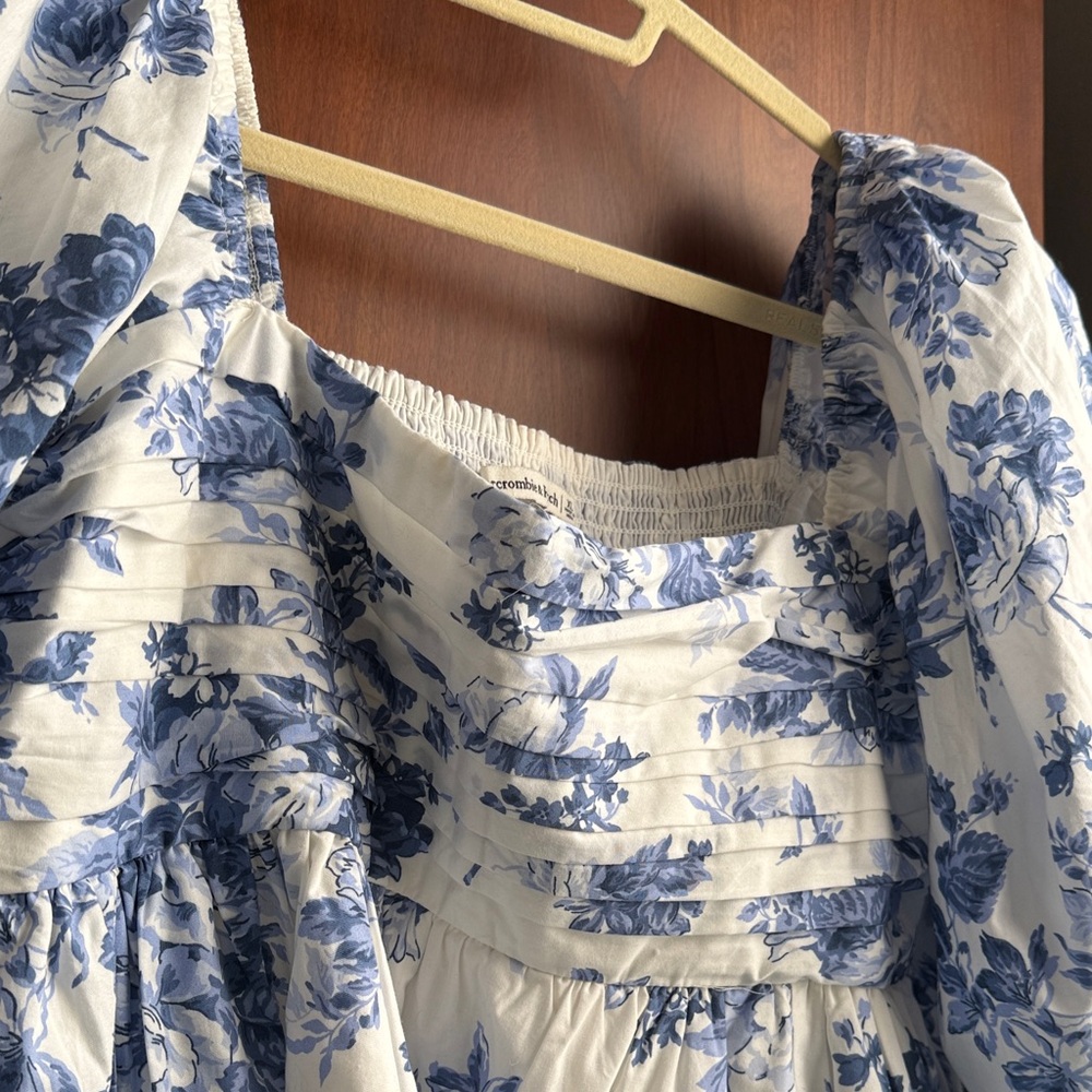 Abercrombie & Fitch Blue Floral Dress
